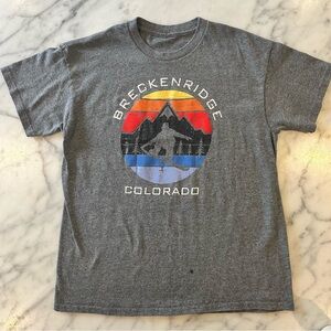Kid’s Snowboarding T-Shirt Breckenridge, Colorado - Youth Medium